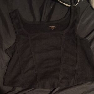 Arizona Jean Company Women's Sleek Black Crop Top